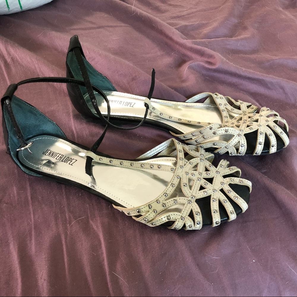 Jennifer Lopez sandals 8.5